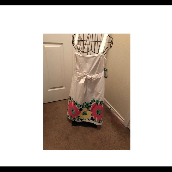 Avaline Dress - Picture 1 of 3